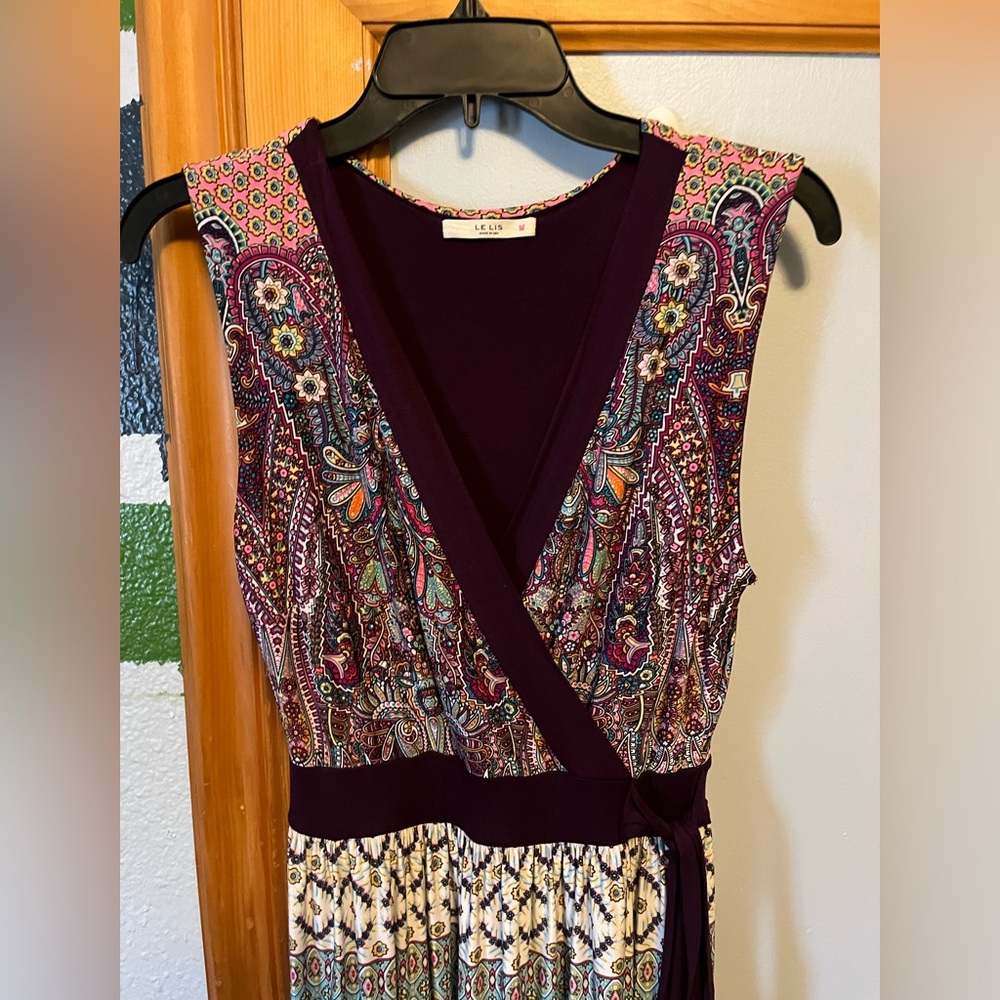 Le Lis Elainne faux wrap maxi dress. NWOT - Picture 2 of 5
